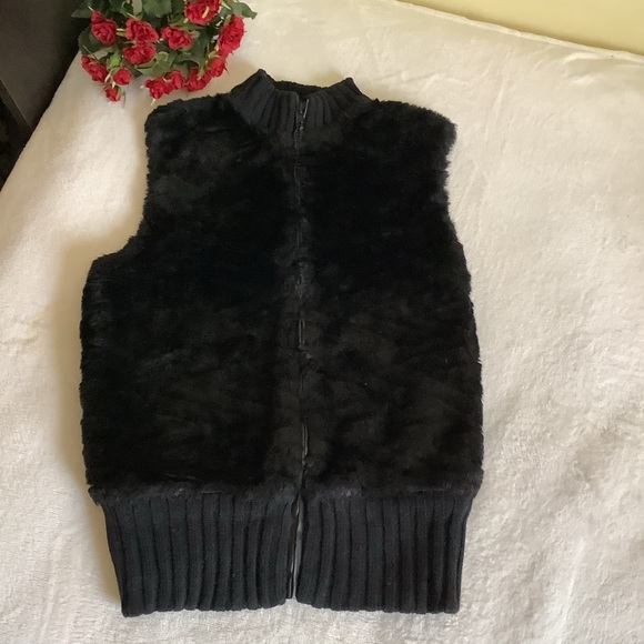 dereck heart Jackets & Blazers - Black Fur Vest